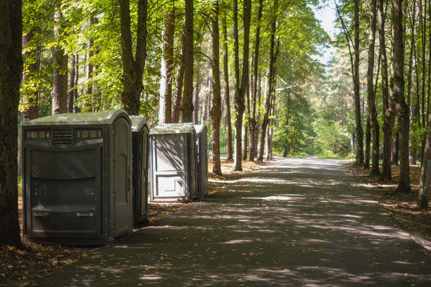 Best Portable restroom trailer rental  in Hope, IN